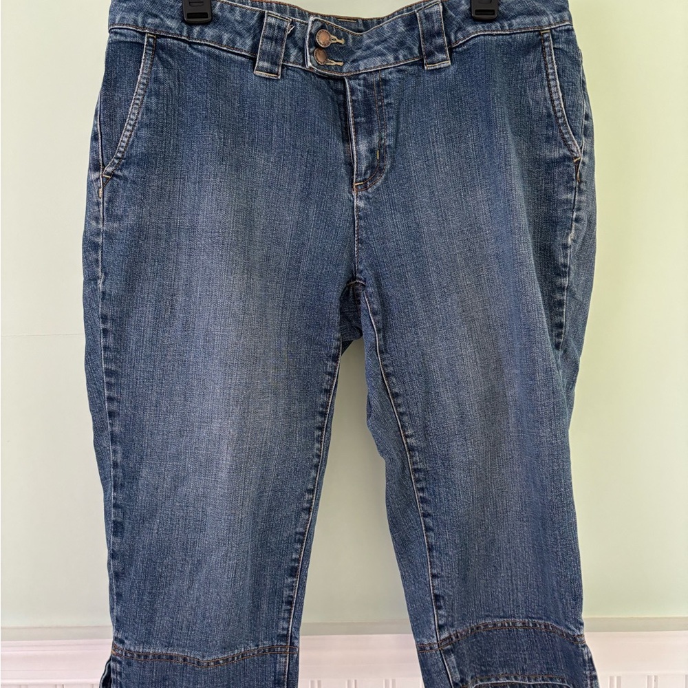Liz Claiborne Blue Capri Cropped Jeans